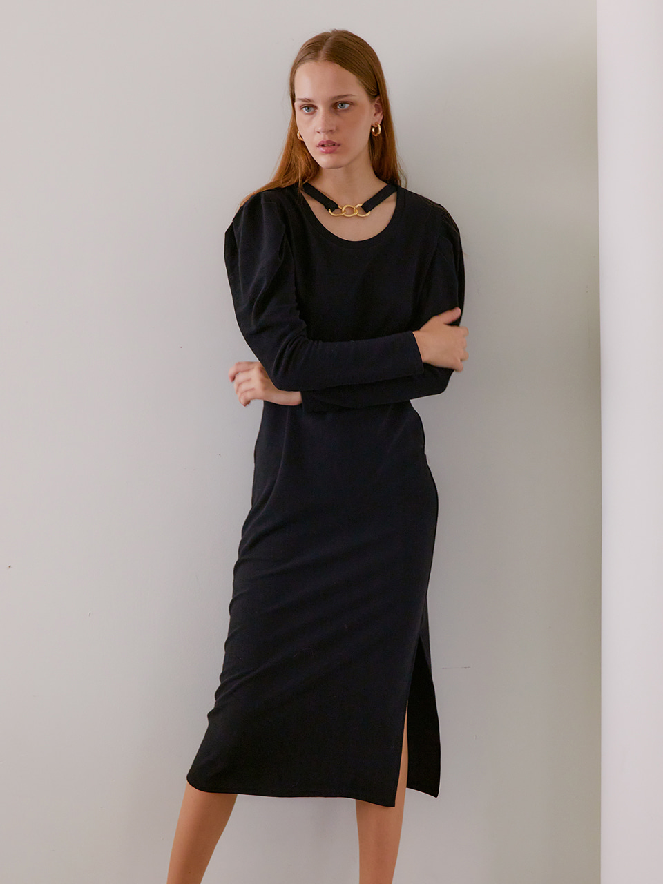 ﻿FRIDA puff-sleeve H-line midi dress [BLACK]