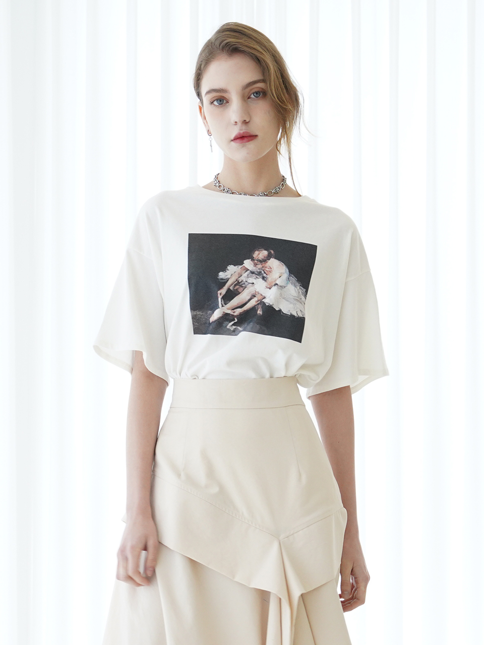 ﻿ballerina oil painting T-shirt (WHITE)﻿