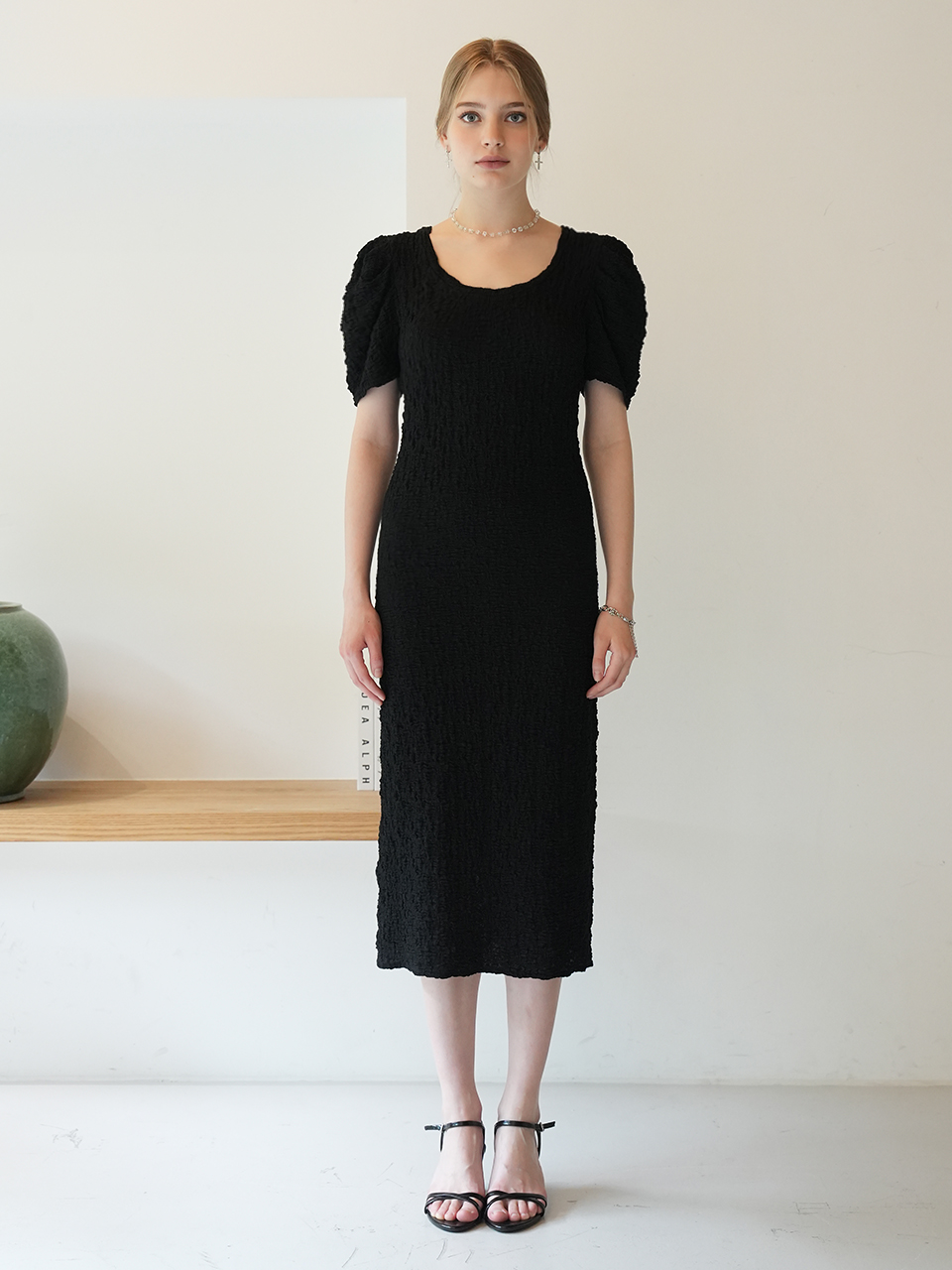 ﻿MARl puff-sleeve h-line midi dress (BLACK)﻿